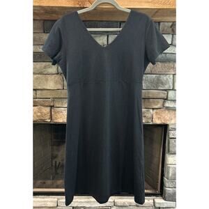 Women’s KUHL Black ADALINA Coolmax Short Sleeve V Neck Dress Size M *B5
